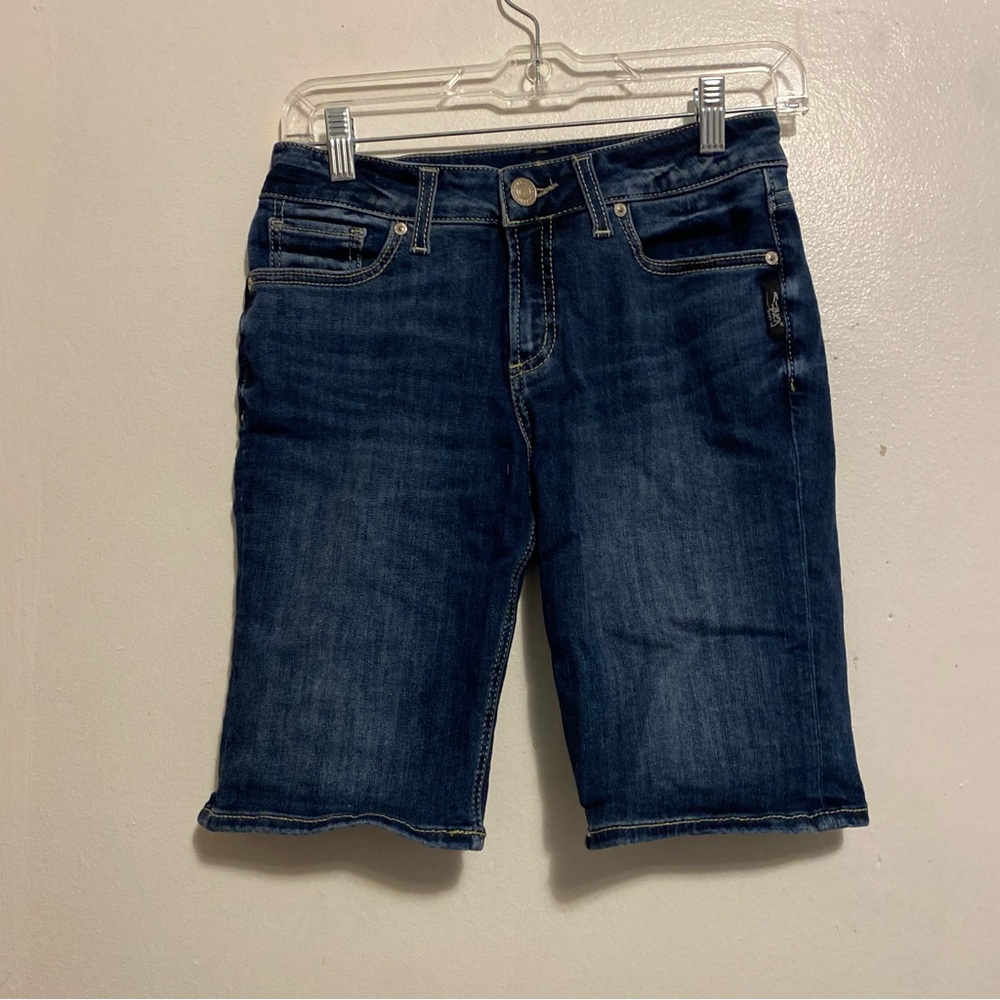 Silver Jeans Co Shorts Women’s Size 25 Blue‎ Dark Wash Bermuda Jean